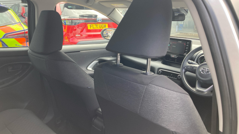 Toyota Yaris 1.5 Hybrid Design 5dr CVT Hybrid Hatchback